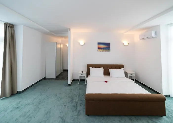 Avenue Palm Eforie 4* 데포리노드