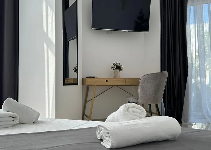 Avenue Palm Eforie 데포리노드