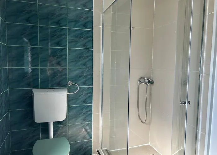 Avenue Palm Eforie 아파트호텔 데포리노드