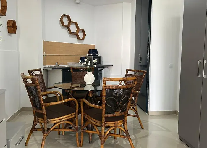 Avenue Palm - Amazing Sea View Apart Otel