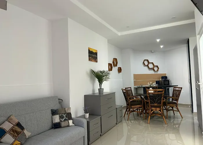 Apart Otel Avenue Palm - Amazing Sea View Eforie Nord