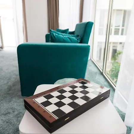 Avenue Palm - Avenue Aparthotel Eforie Nord