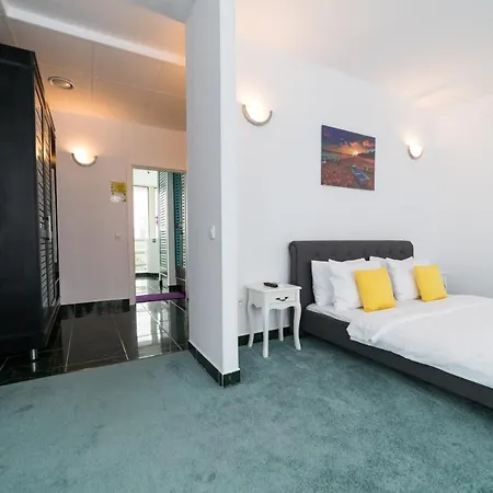 Aparthotel Avenue Palm Eforie Nord