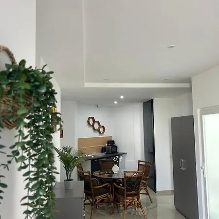 Avenue Palm - Amazing Sea View