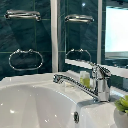 Avenue Palm - Amazing Sea View Aparthotel