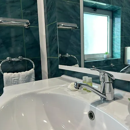 Avenue Palm - Amazing Sea View 4*