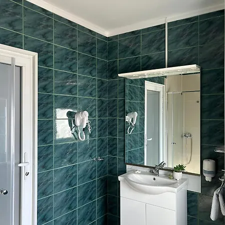 Avenue Palm - Amazing Sea View Aparthotel 4*