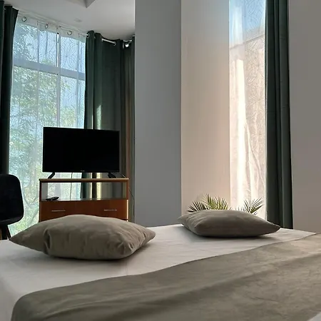 Avenue Palm - Amazing Sea View Aparthotel Eforie Nord