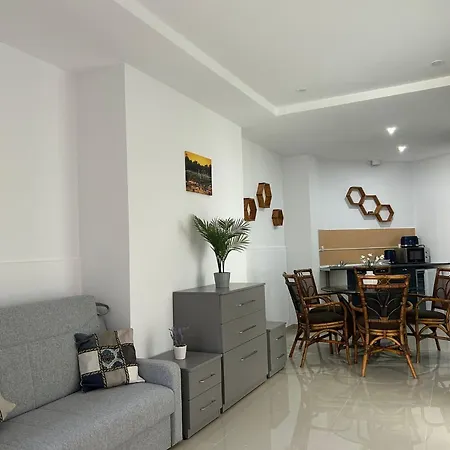 Aparthotel Avenue Palm - Amazing Sea View Eforie Nord