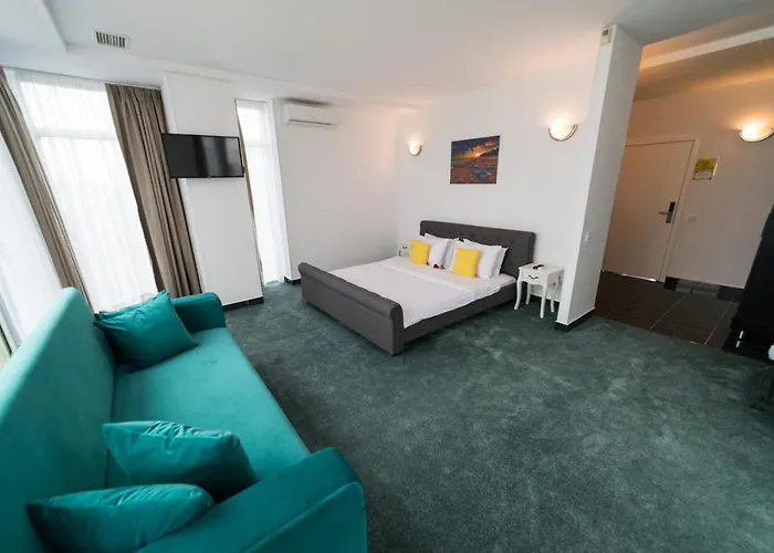 Avenue Palm - Amazing Sea View Aparthotel Eforie Nord