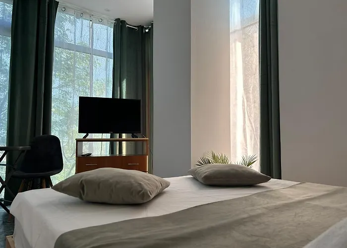 Avenue Palm - Amazing Sea View Aparthotel Eforie Nord