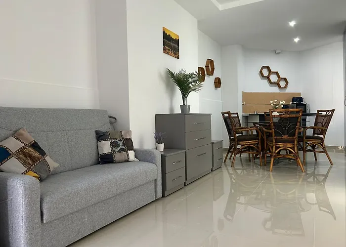 Aparthotel Avenue Palm - Amazing Sea View